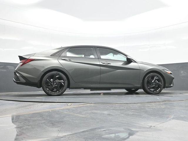 New 2026 Gray Hyundai SEL Sport Plus image 25