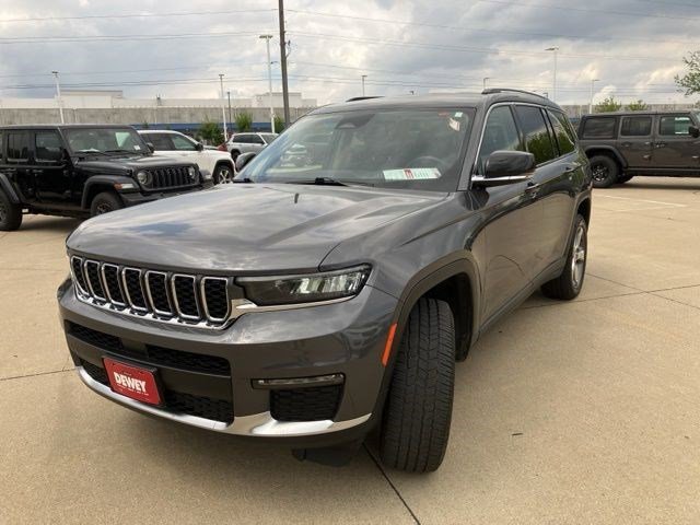 Certified Used 2022 Baltic Gray Metallic Clearcoat Jeep Limited image 3