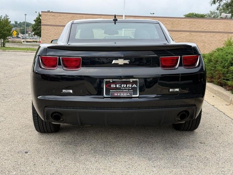 Used 2012 Black Chevrolet 2LT image 4