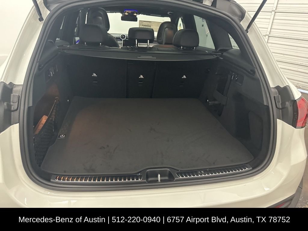 Certified Used 2026 White Mercedes-Benz GLC 300 image 24
