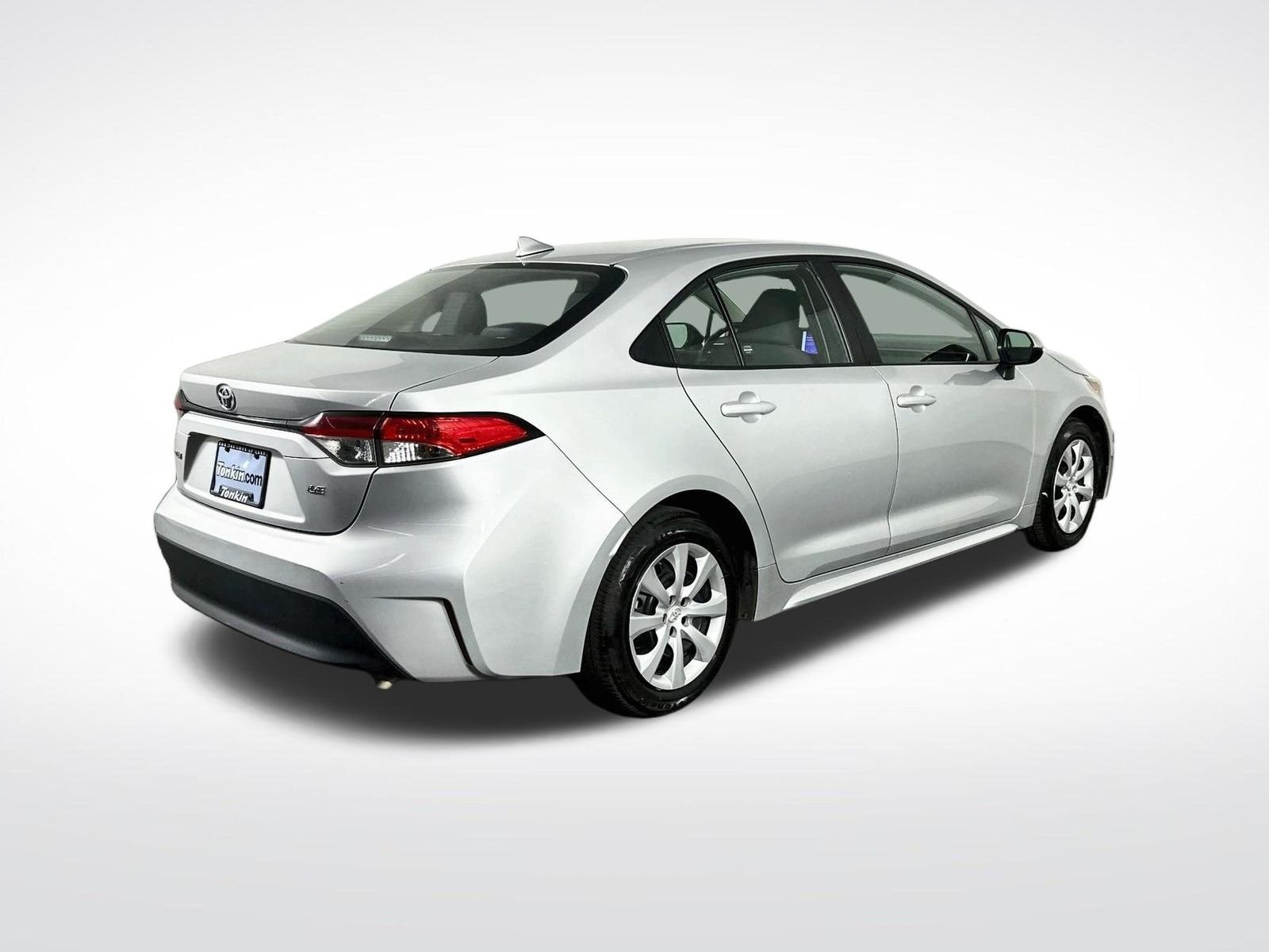 Used 2024 Classic Silver Metallic Toyota LE image 8