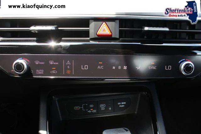 New 2026 White Kia GT-Line image 34