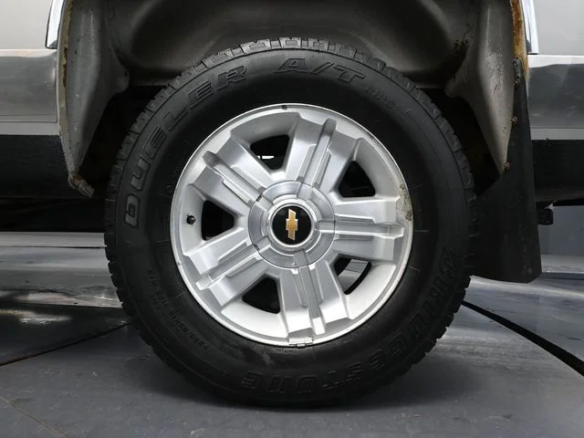 2009 Chevrolet Silverado 1500 1LT - Photo 11