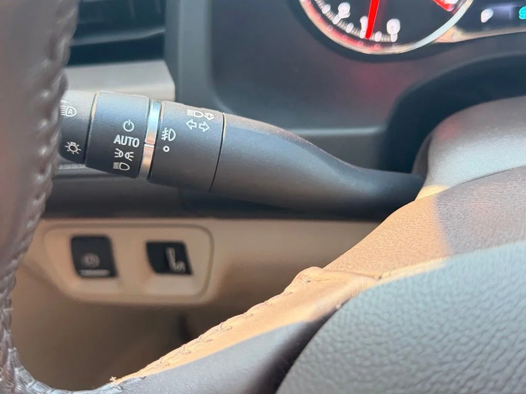 Used 2019 White GMC Denali image 35