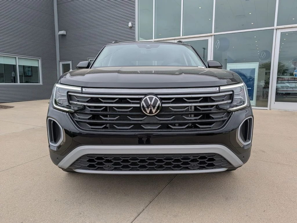 New 2026 Black Volkswagen 2.0T Peak Edition image 8
