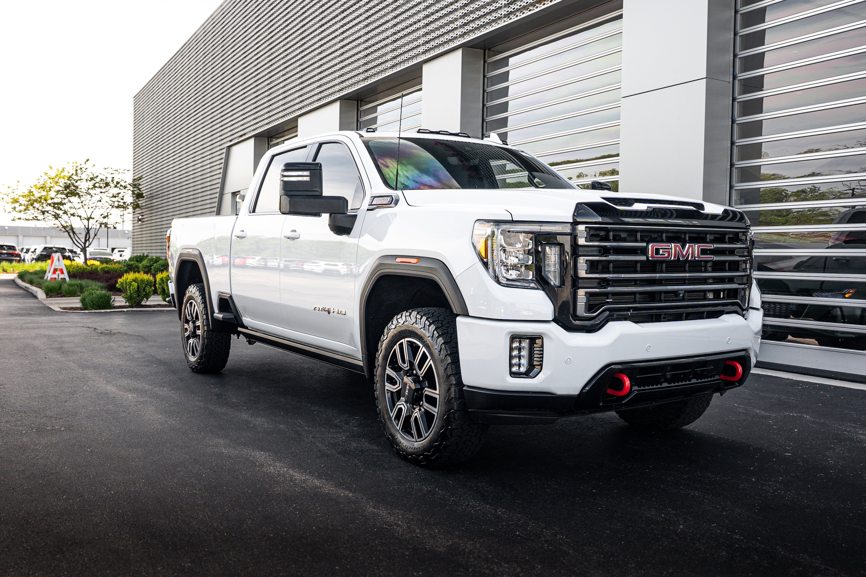 2023 GMC Sierra 4WD Crew Cab Standard Box AT4's photo
