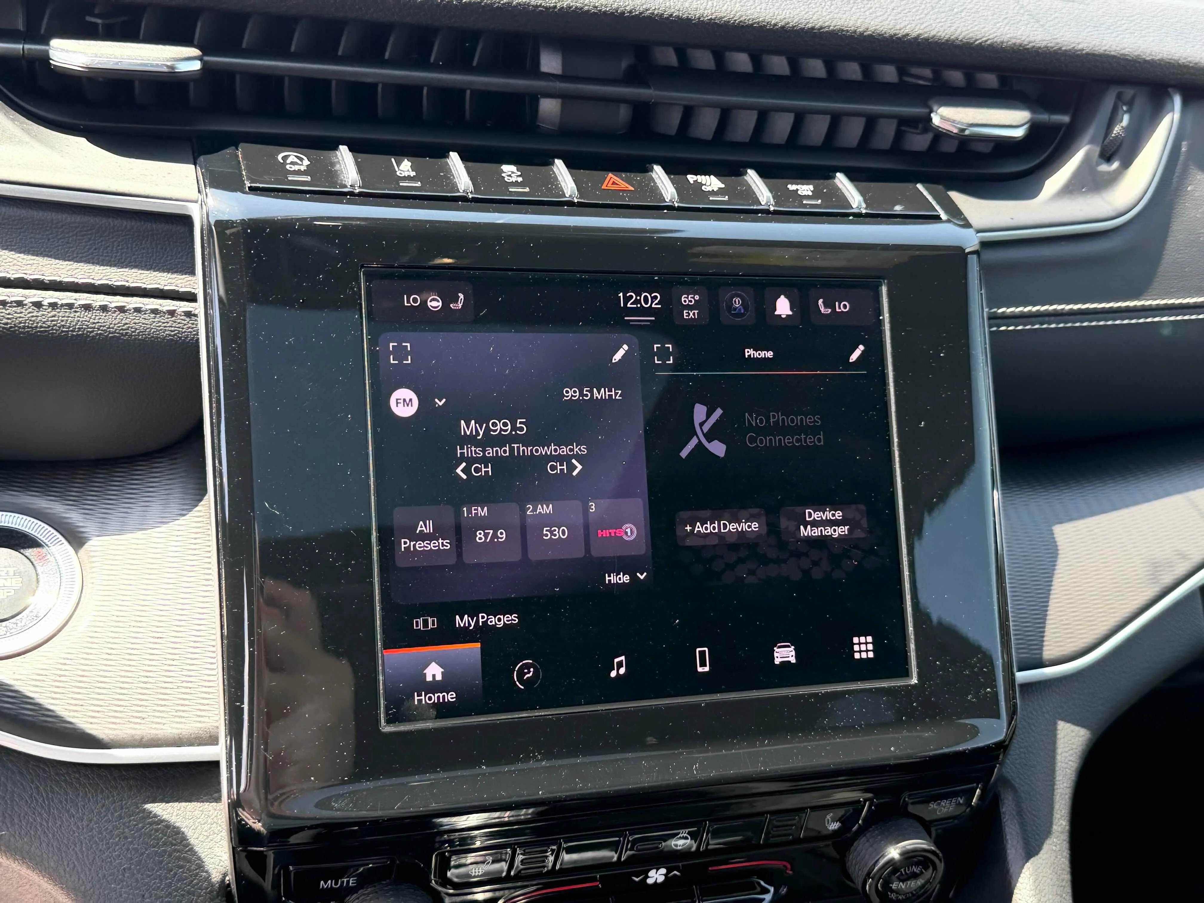 Used 2025 Silver Zynith Jeep Altitude X image 21