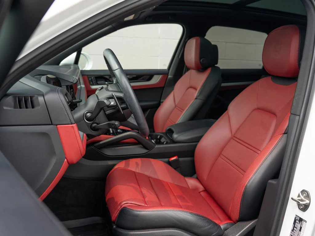 Used 2024 White Porsche Base image 5