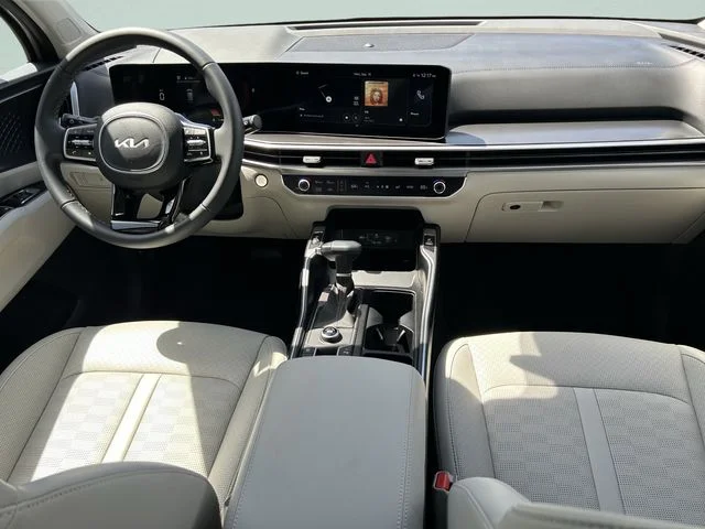 Used 2025 Gray Kia S image 17