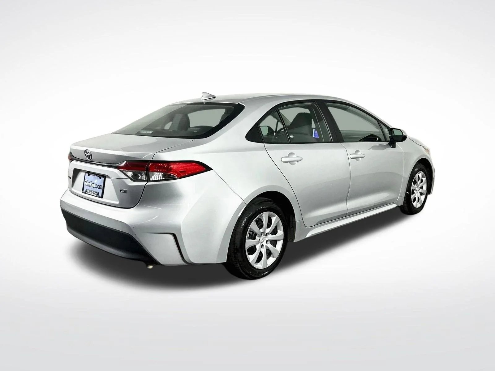 Used 2024 Classic Silver Metallic Toyota LE image 8