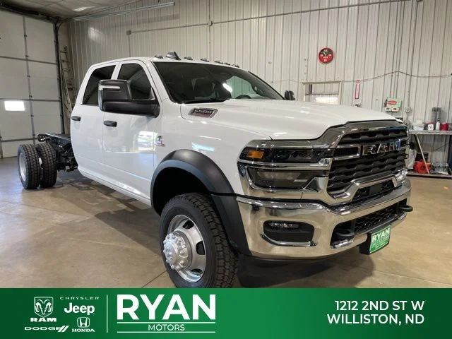 2026 RAM 5500 Big Horn 4X4 Crew Cab DRW 197" WB's photo
