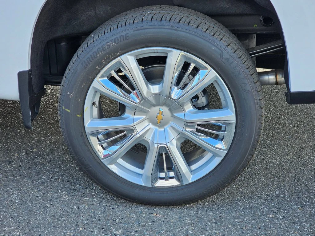 2026 Chevrolet Silverado 1500 High Country - Photo 9