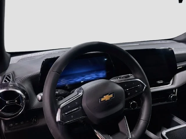 2027 Chevrolet Equinox LT - Photo 12