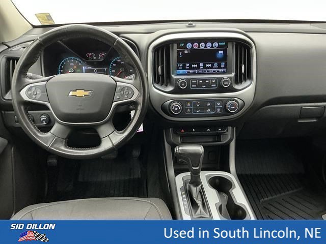 Used 2018 DEEPWOOD GREEN METALLIC Chevrolet 4WD LT image 20