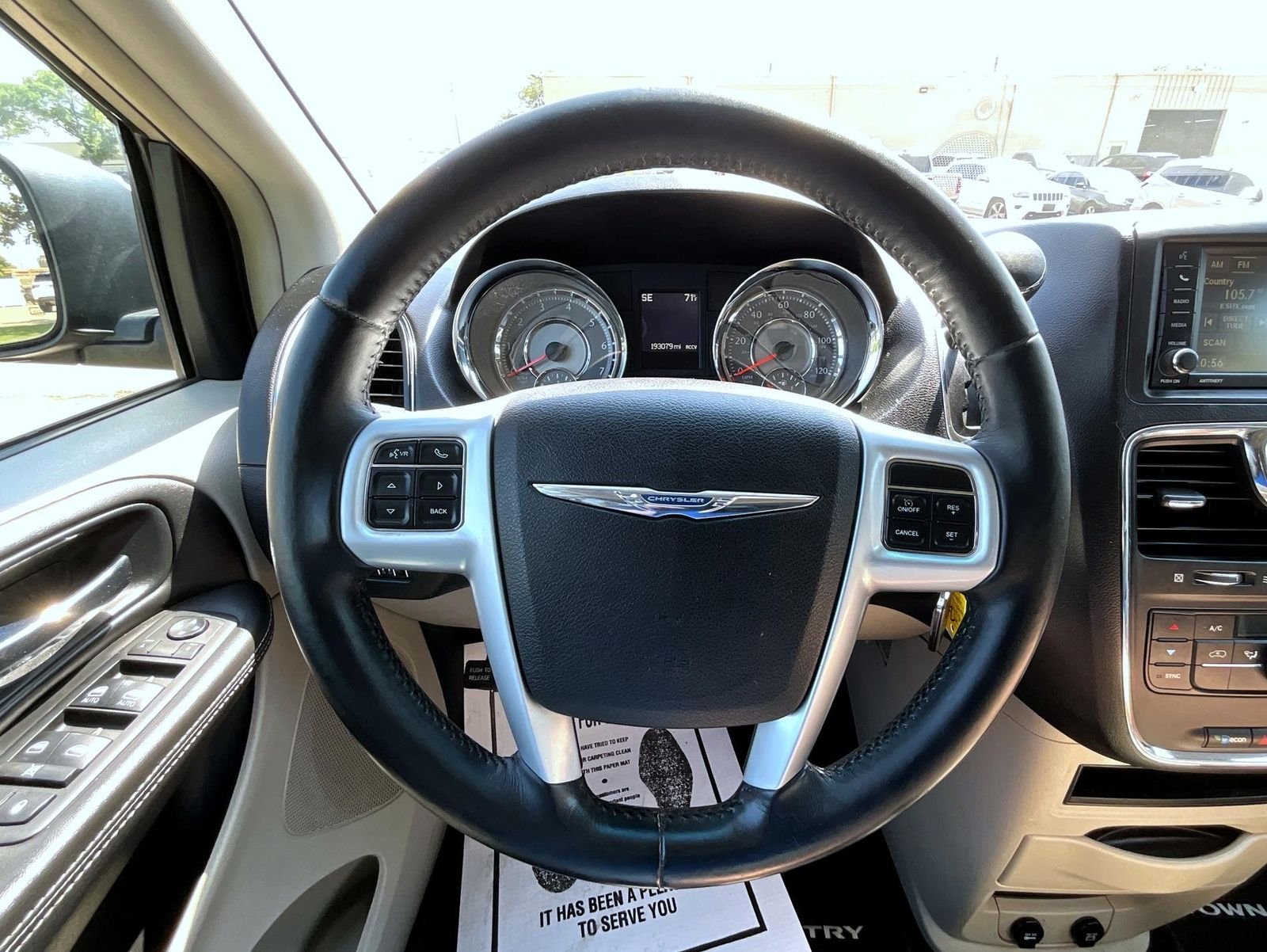 Used 2014 Beige Chrysler Touring image 13