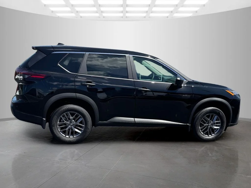 2026 Nissan Rogue S - Photo 6