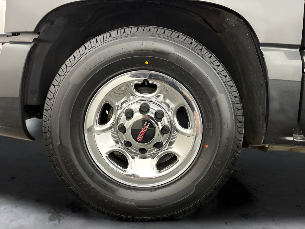 Used 2003 Carbon Metallic GMC SLE image 20