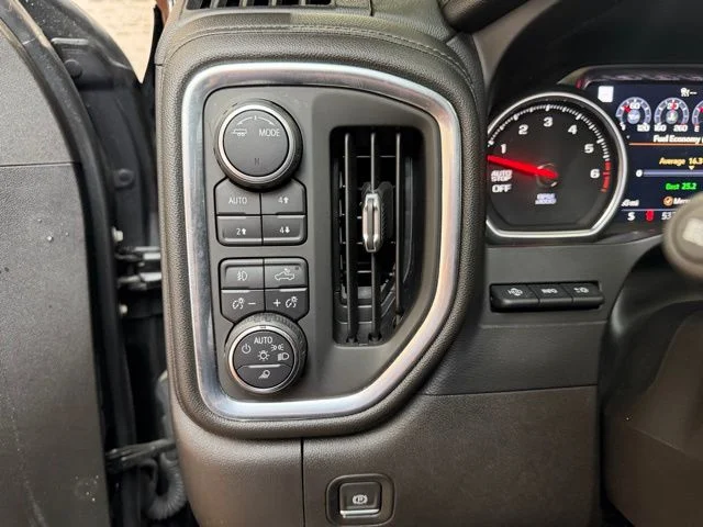 Used 2021 Black Chevrolet High Country image 21
