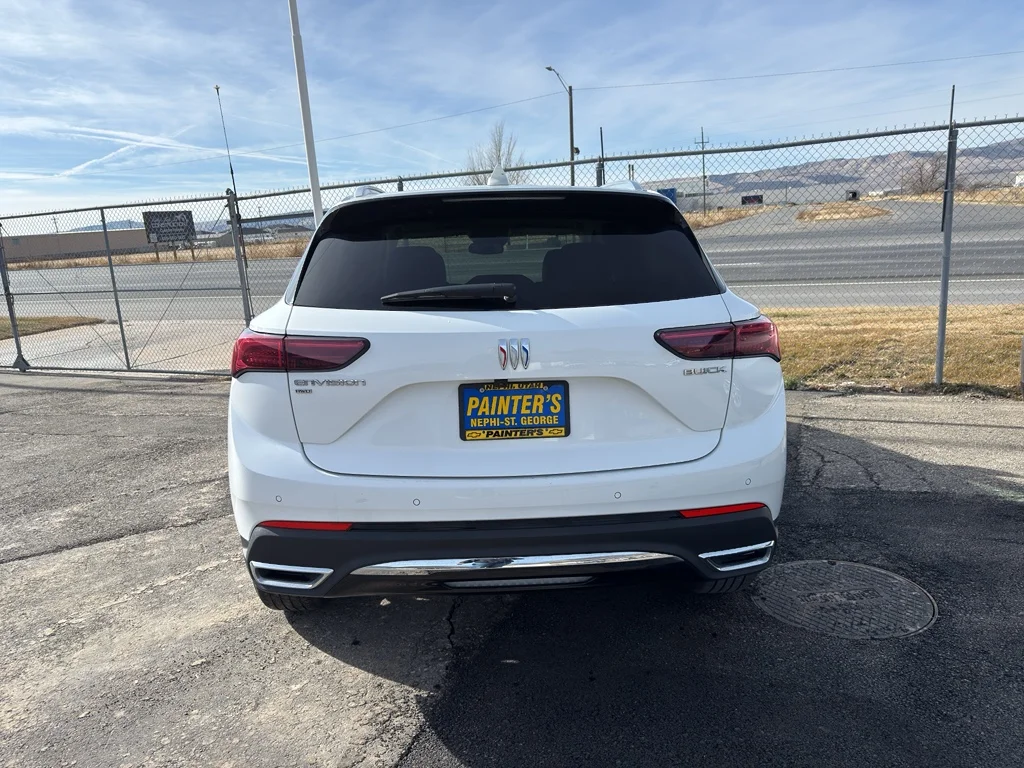 Used 2024 Summit White Buick Preferred image 4