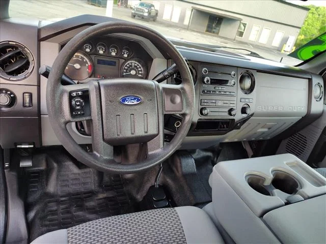 Used 2015 White Oxford White Ford 4WD SUPERCAB 158  XL image 13