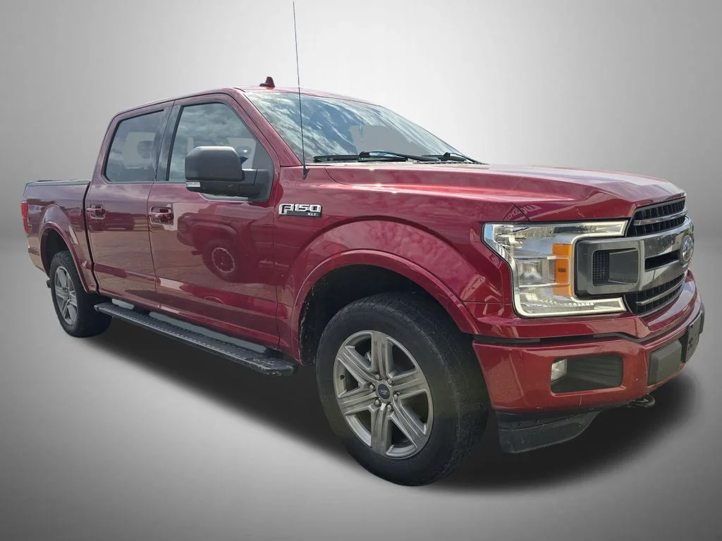 Used 2018 Red Ford XLT image 2