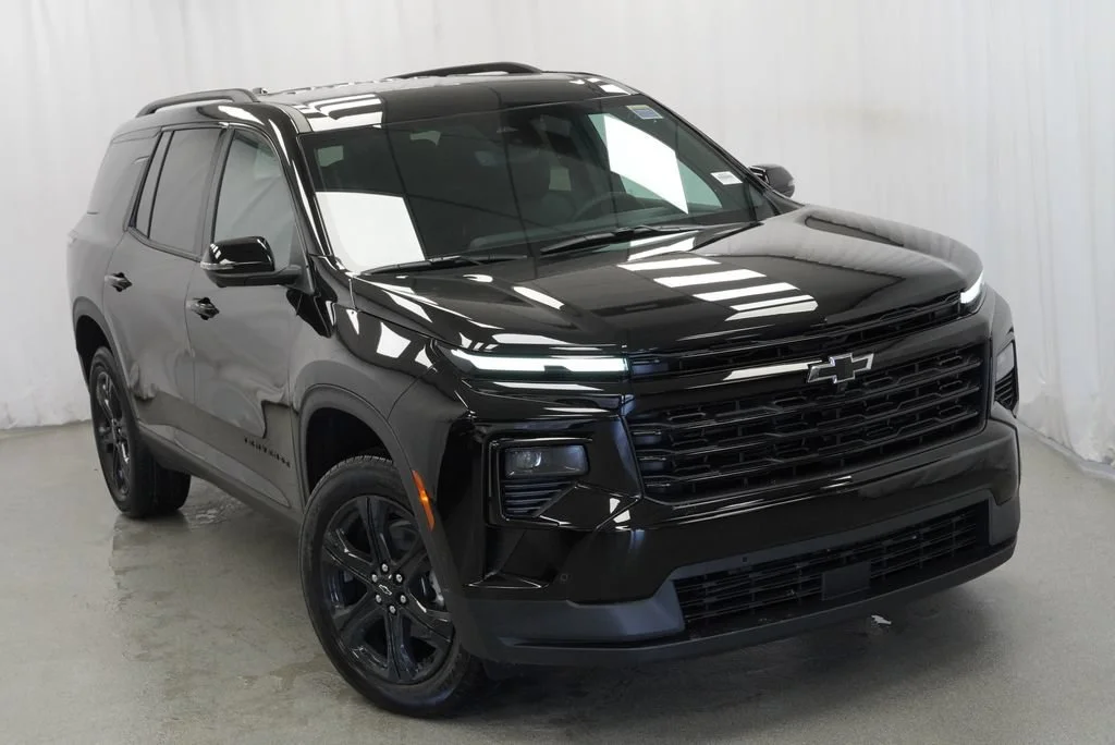 New 2027 Mosaic Black Metallic Chevrolet LT image 36