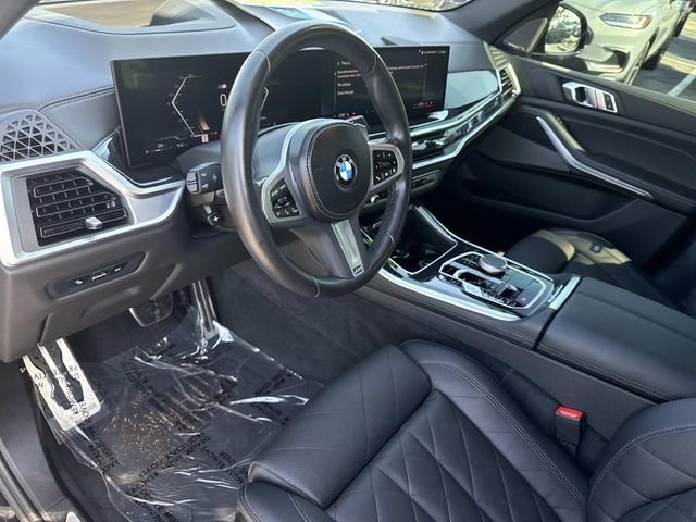 Used 2024 Black Sapphire Metallic BMW xDrive40i image 21