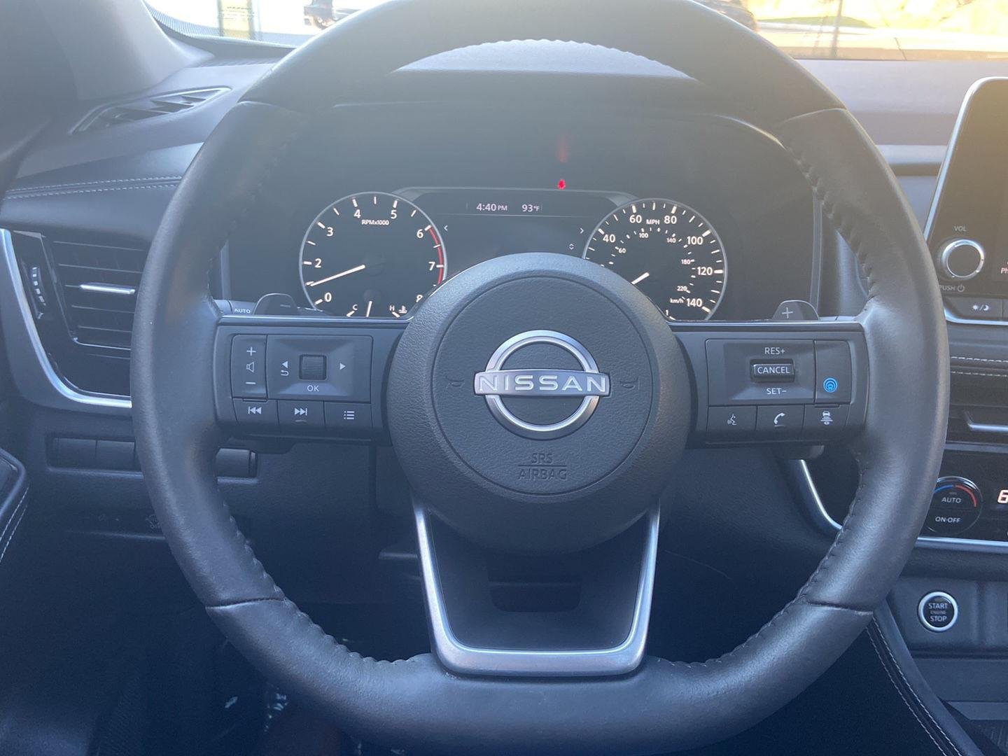 Used 2023 Pearl White Tricoat Nissan SL image 12