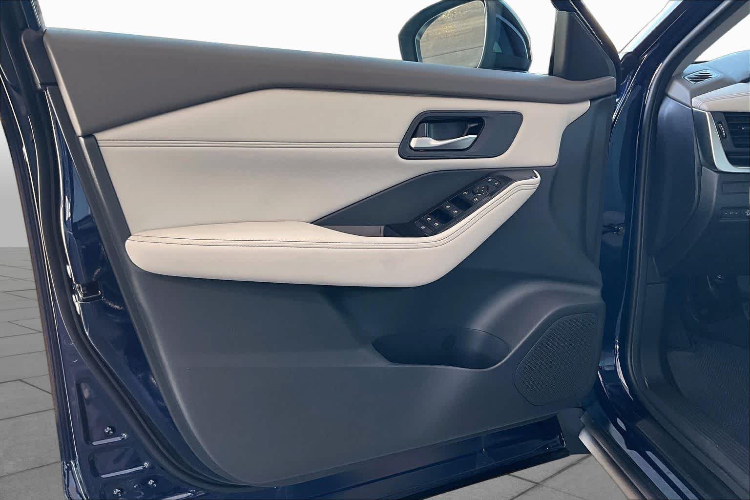 New 2027 Deep Ocean Blue Pearl Nissan Dark Armor image 10