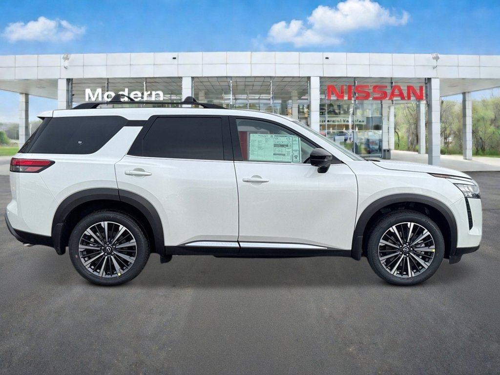 New 2026 Everest White Pearl TriCoat Nissan Platinum image 6