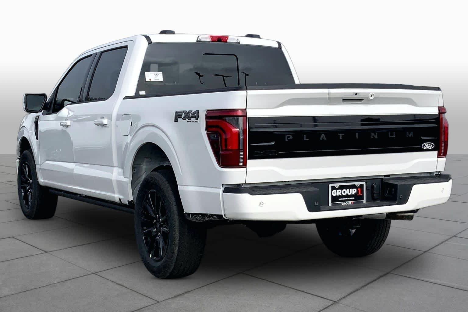 New 2026 Star White Metallic Tri-Coat Ford Platinum® image 9