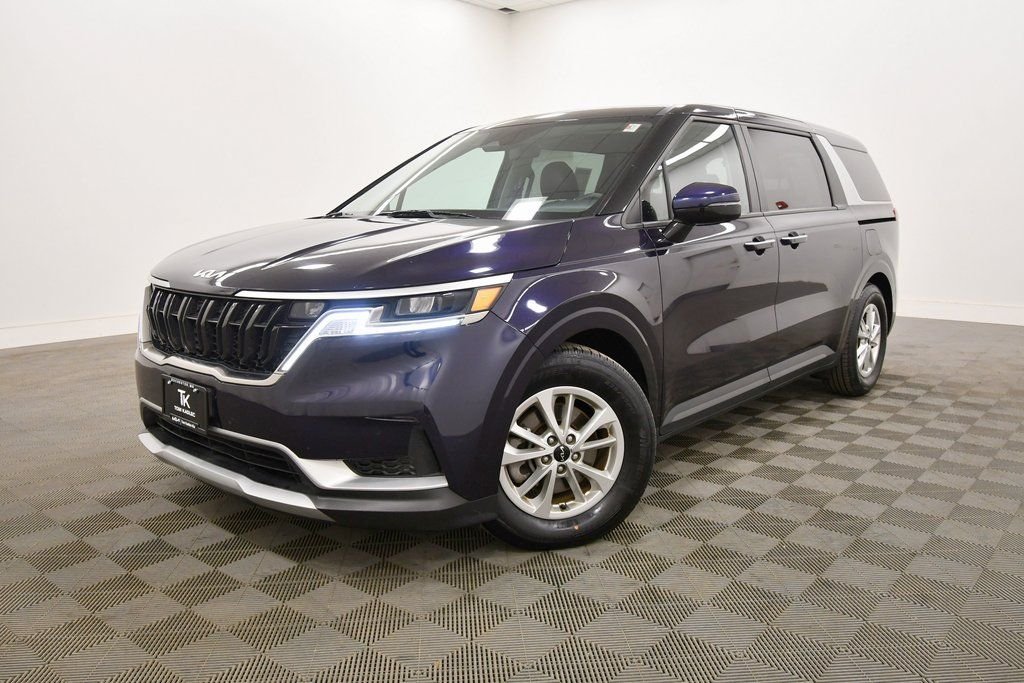 Certified 2024 Kia Carnival LX Seat Pkg with VIN KNDNB4H36R6448274 for sale in Rochester, Minnesota