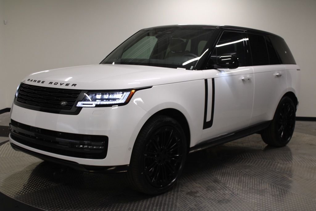 2025 Land Rover Range Rover SE