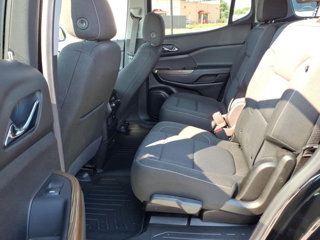 Used 2023 Ebony Twilight Metallic GMC SLE image 5