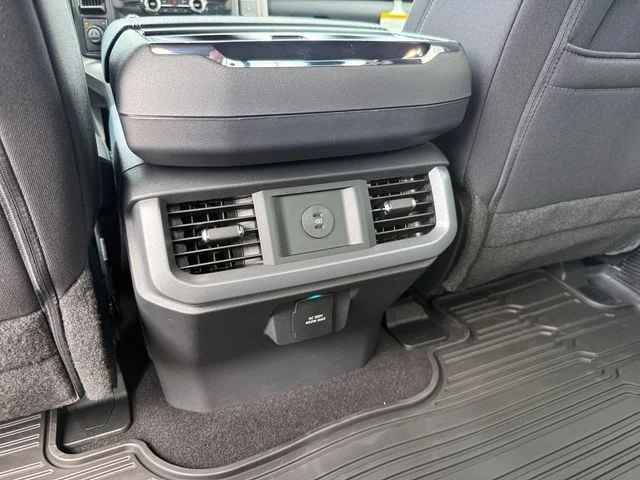New 2026 Antimatter Blue Metallic Ford XLT image 16