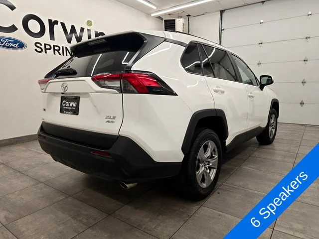 Used 2025 Ice Toyota XLE image 5