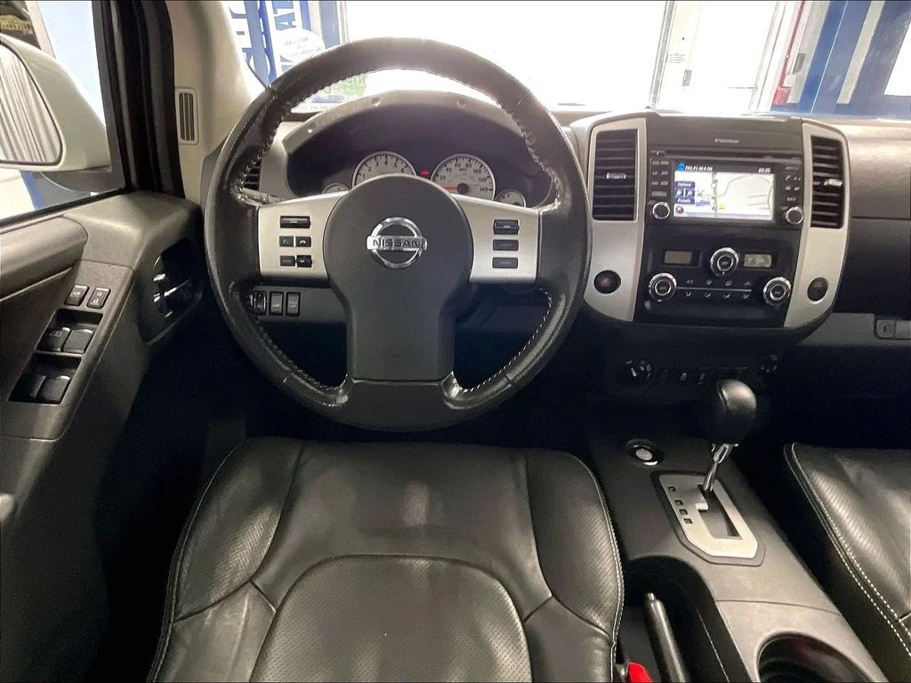 Used 2020 White Nissan PRO-4X image 17