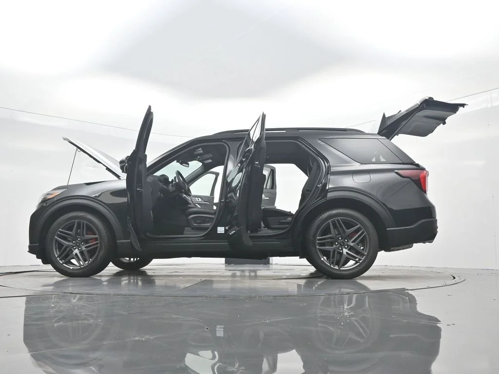 New 2026 Agate Black Metallic Ford ST image 55