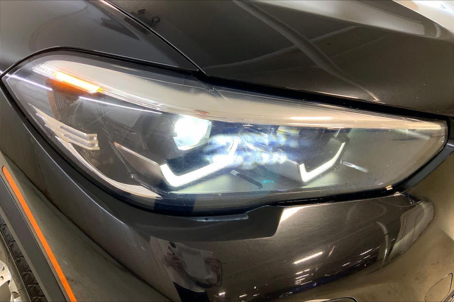 Used 2021 Alpine White BMW xDrive40i image 27