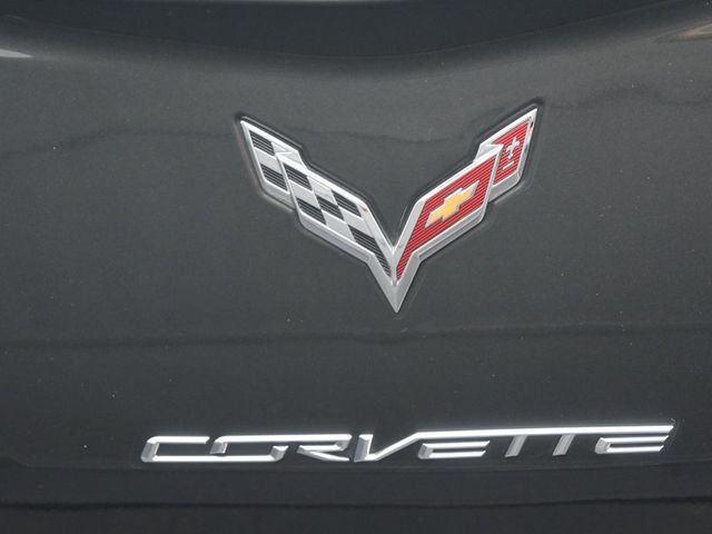 Used 2019 Gray Chevrolet Stingray Z51 image 16