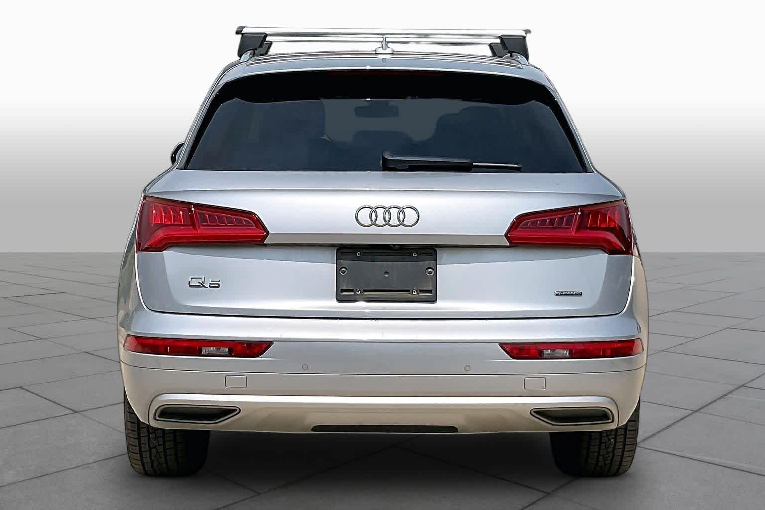 Used 2019 Florett Silver Metallic Audi Premium Plus image 5