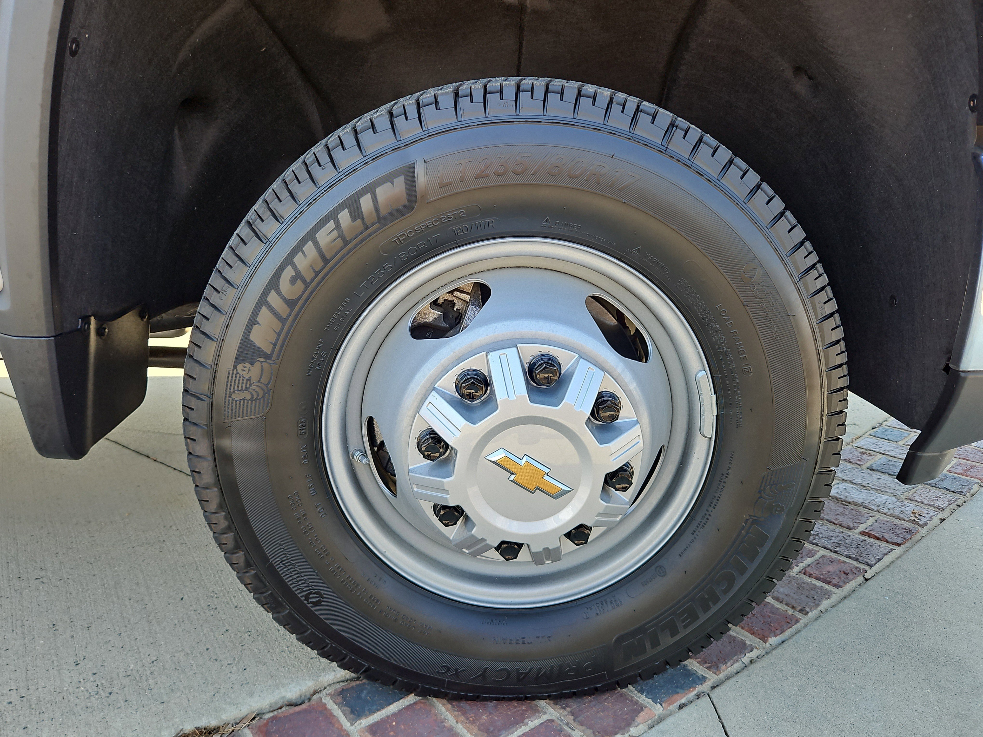 New 2024 Summit White Chevrolet Work Truck image 8