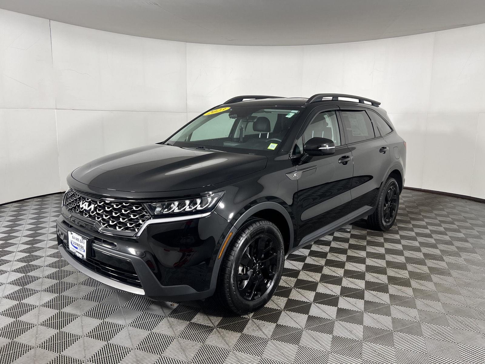 Used 2023 Ebony Black Kia X-Line S image 13