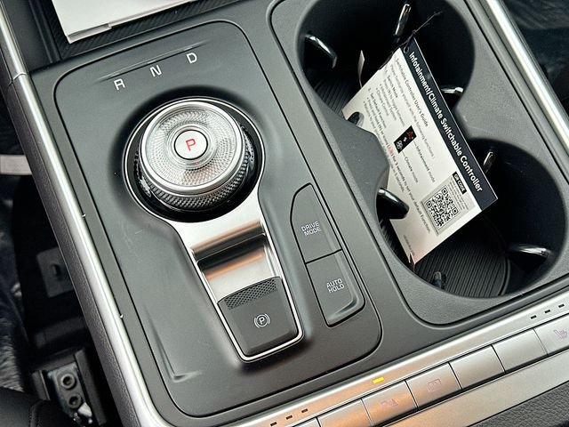 Certified Used 2026 Snow White Pearl Kia LXS image 17
