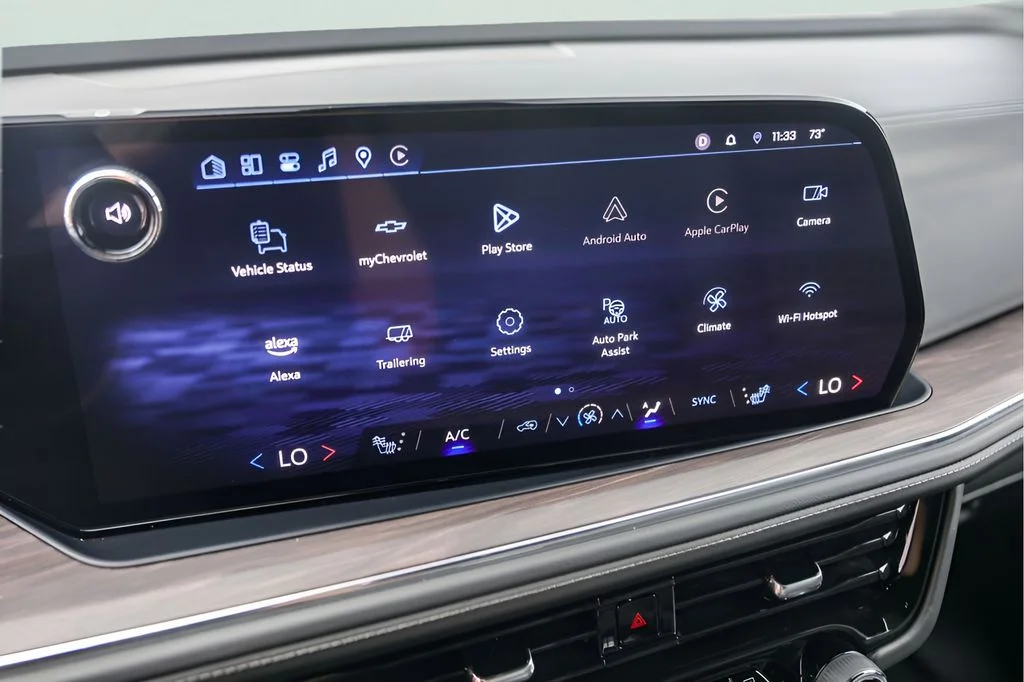 Used 2025 Gray Chevrolet LT image 19
