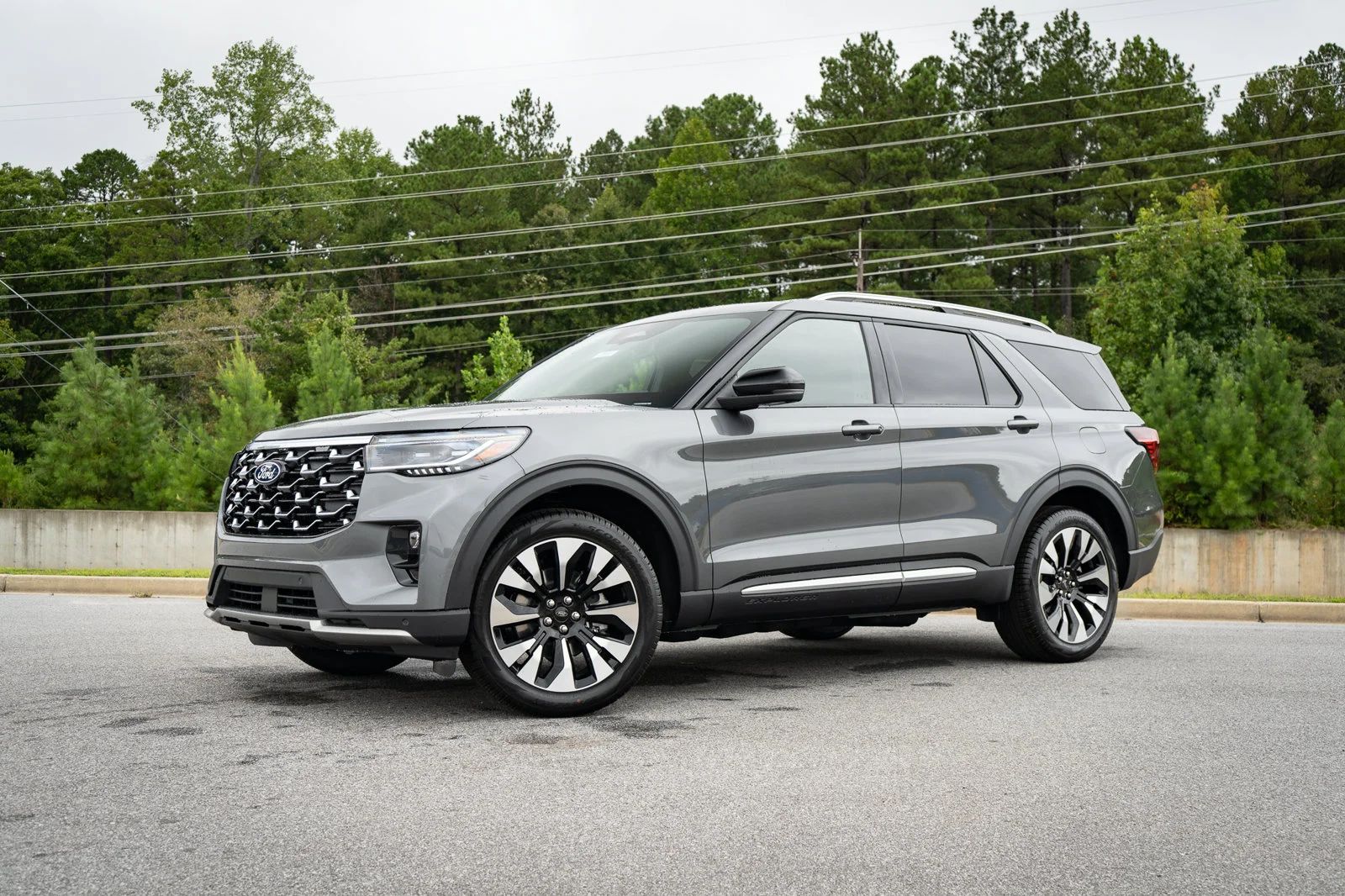 New 2027 Carbonized Gray Metallic Ford Platinum™ image 3