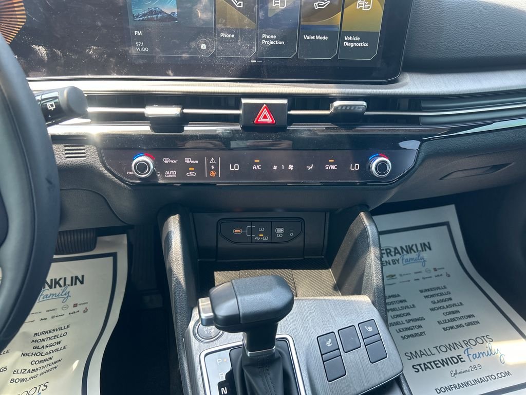 Used 2026 Black Kia X-Line image 20