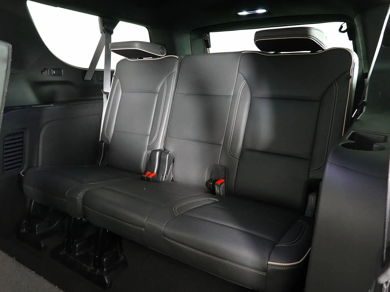 Used 2024 Titanium Rush Metallic GMC SLT image 14