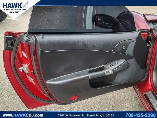 Used 2009 Red Chevrolet w/1LT image 18