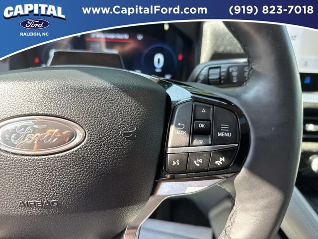 Used 2025 White Ford Platinum image 24